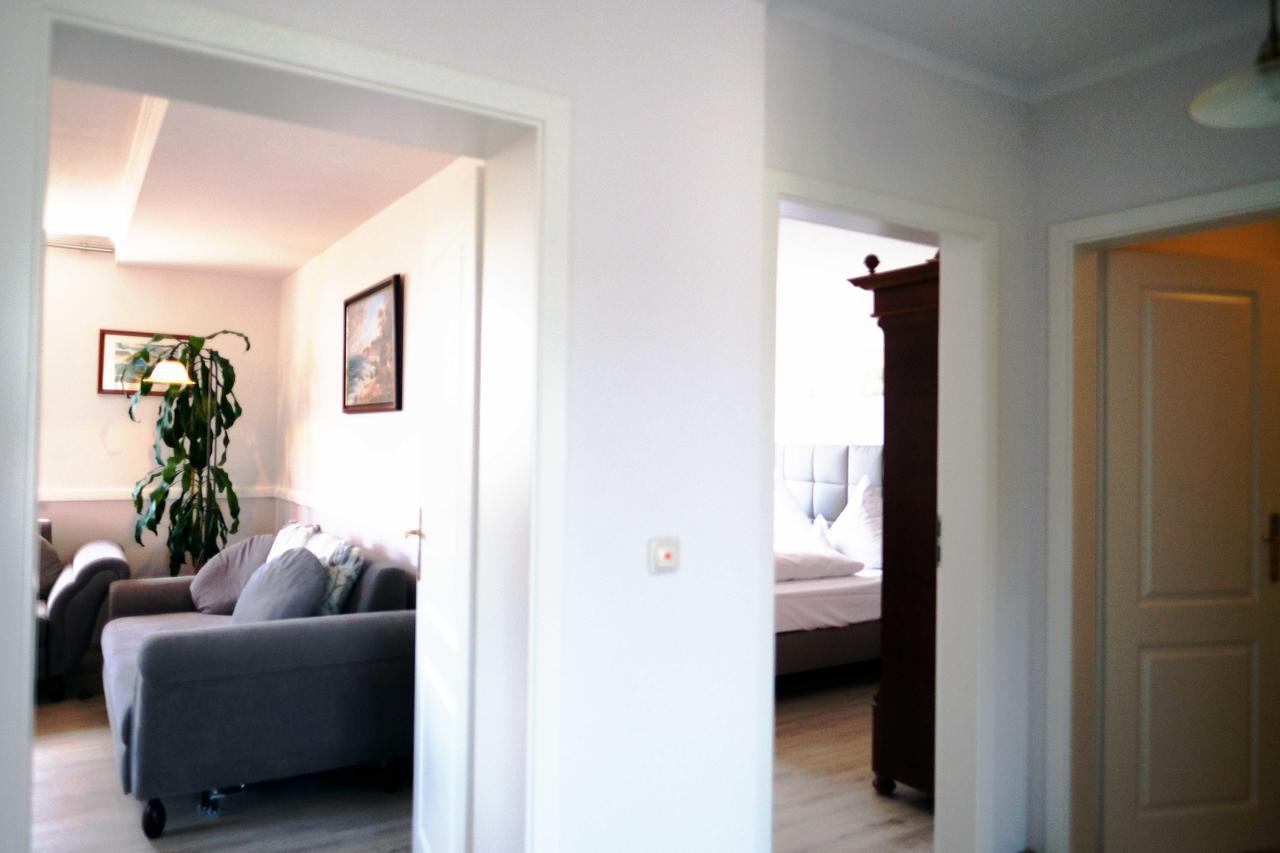 Hotel Zum Strandlaufer Ahrenshoop Buitenkant foto