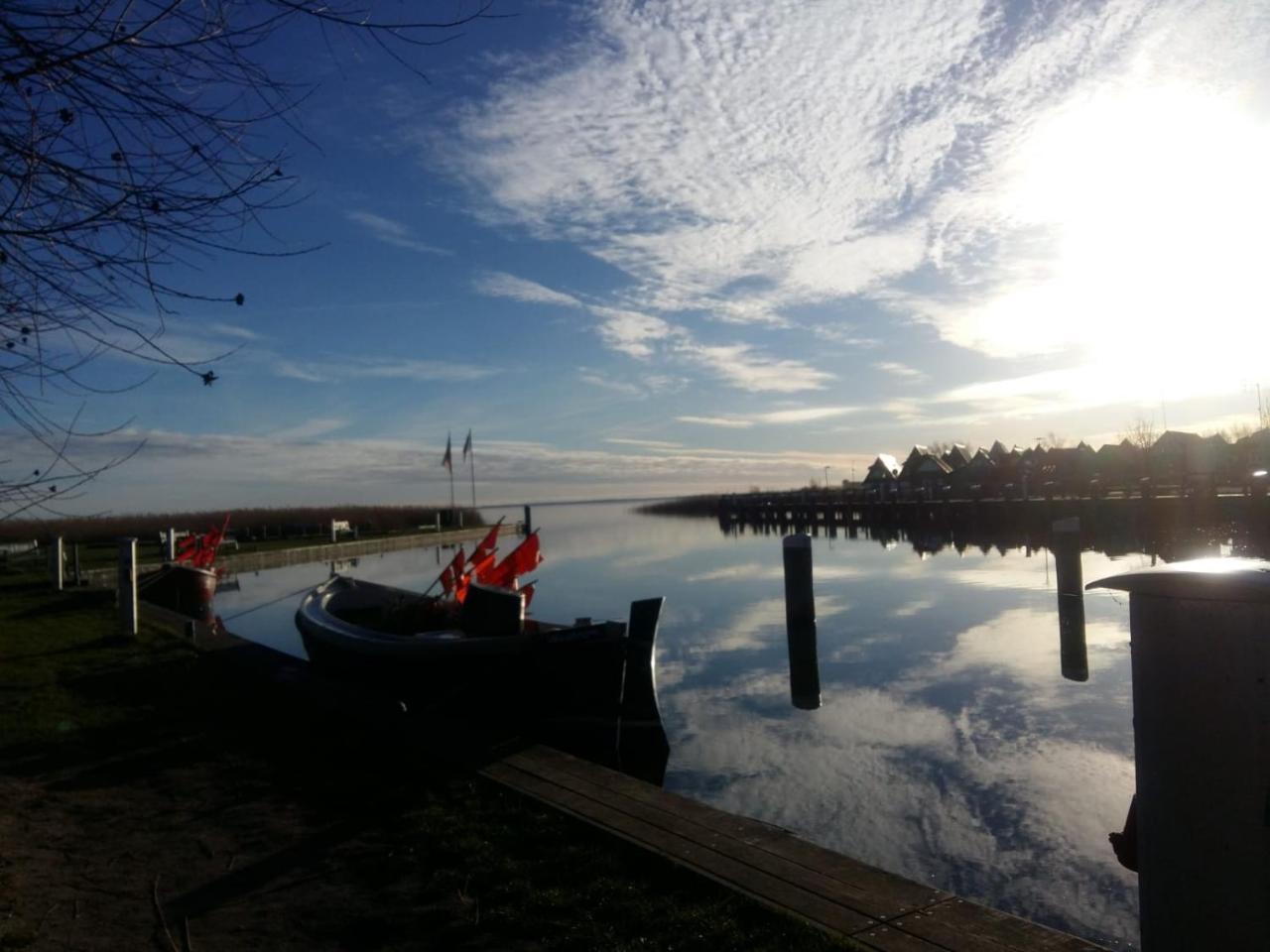 Hotel Zum Strandlaufer Ahrenshoop Buitenkant foto